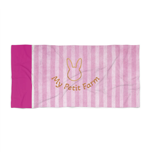Charming Bunny Beach Towel for Summer Days, Ideal for Poolside and Vacation, Cute Beach Accessory, Perfect Gift for Animal Lovers